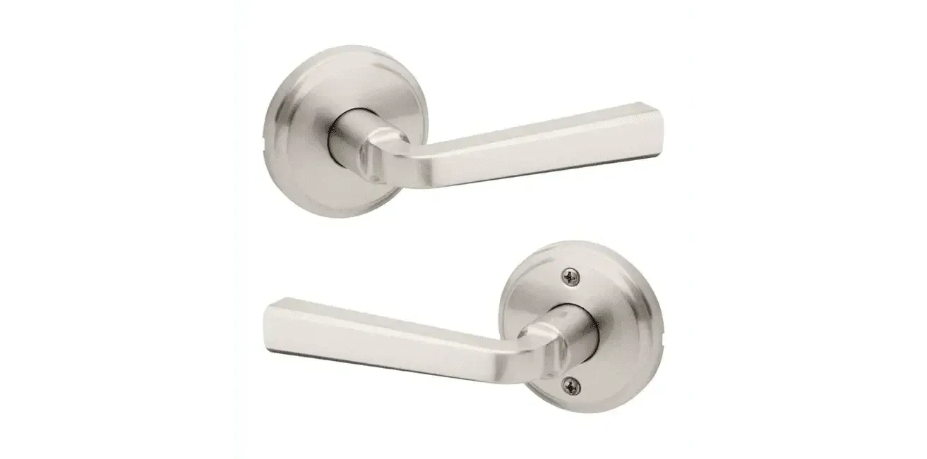 Kwikset Trafford Lever in Satin Nickel finish