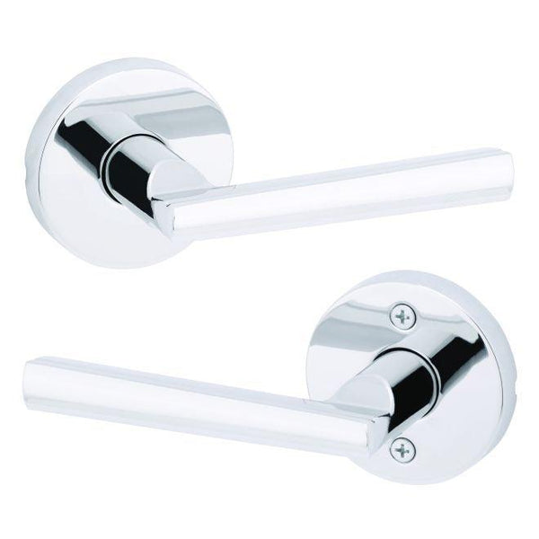 Kwikset Montreal Passage Lever With Round Rosette in Polished Chrome finish