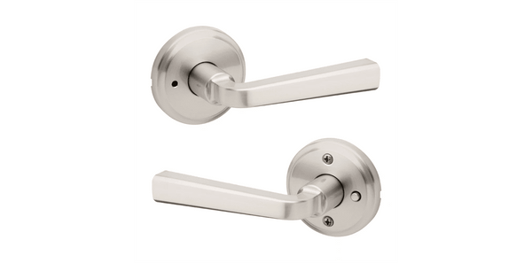 Kwikset Trafford Privacy Lever in Satin Nickel finish