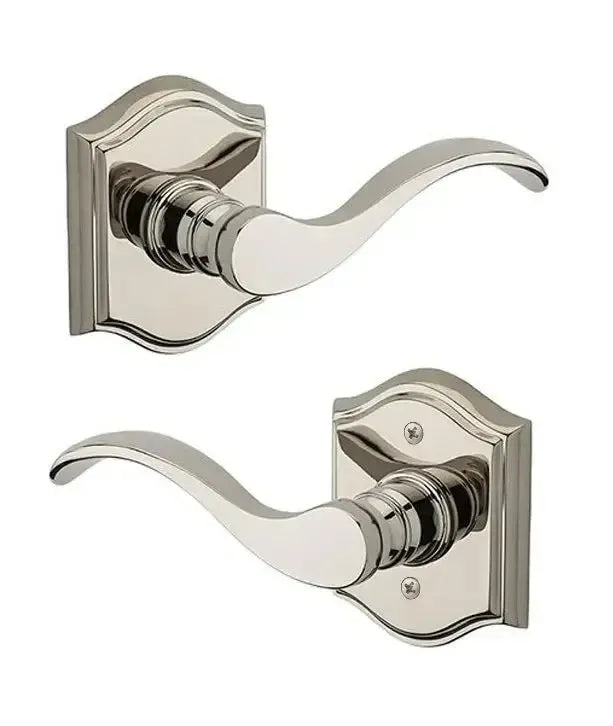 Baldwin ReserveBaldwin Curve Lever with Traditional Arch Rosette in 