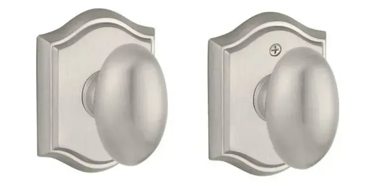 Baldwin ReserveBaldwin Ellipse Knob with Traditional Arch Rosette in 