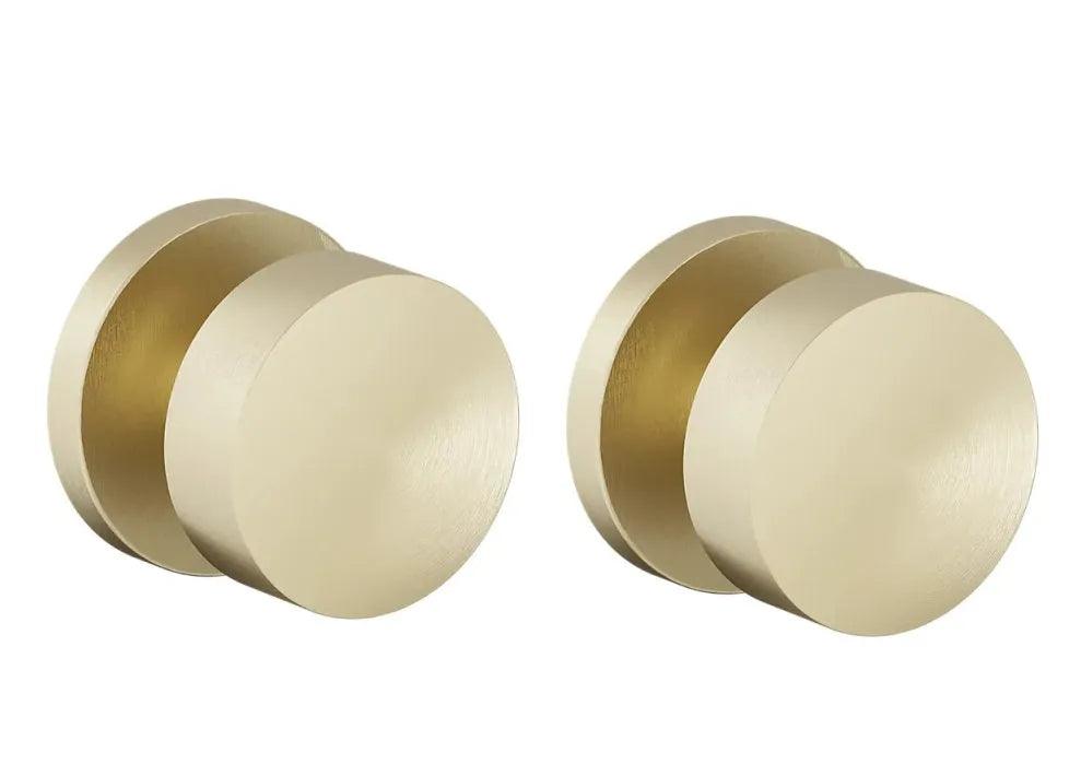 The Baldwin Estate 5079 Minneapolis Knob (2 3/8") with 5046 Rosette in Lifetime Satin Brass finish.