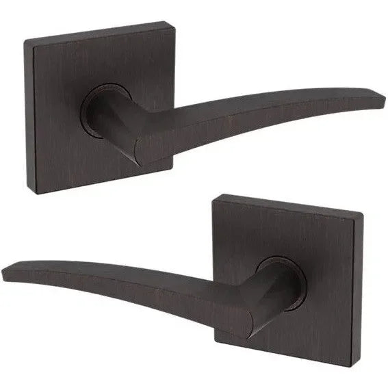 Baldwin EstateBaldwin L022 Lever with R017 Rosette in 