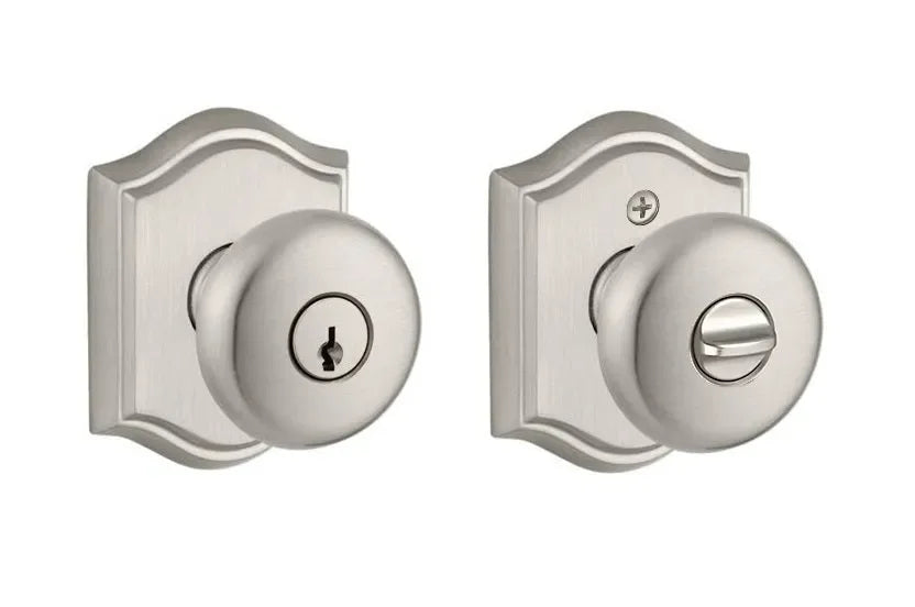Baldwin Round Knob with Traditional Arch Rosette Satin Nickel
