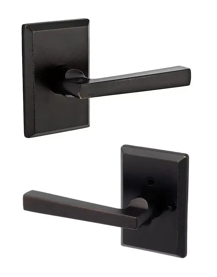 Baldwin ReserveBaldwin Taper Lever with Rustic Square Rosette in 
