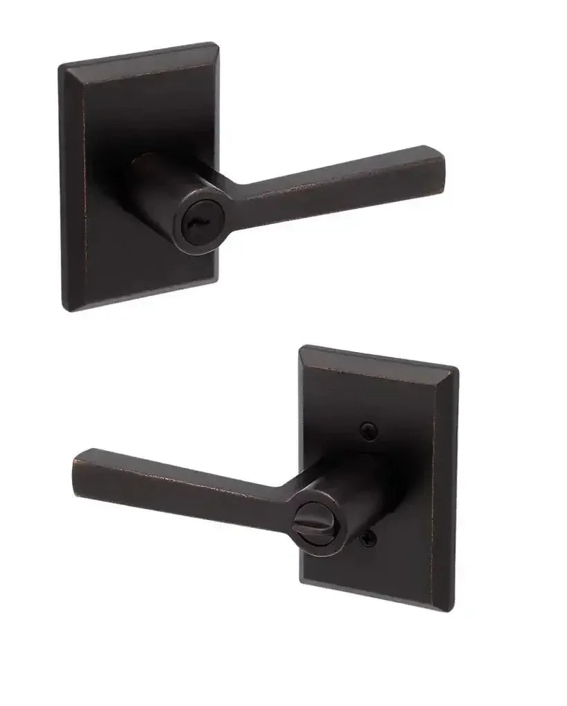 Baldwin ReserveBaldwin Taper Lever with Rustic Square Rosette in 