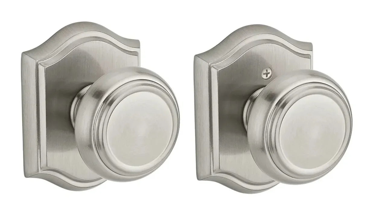 Baldwin Traditional Knob with Traditional Arch Rosette 