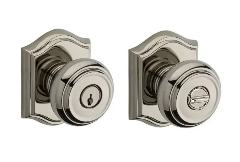 Baldwin Traditional Knob with Traditional Arch Rosette Lifetime Polished Nickel
