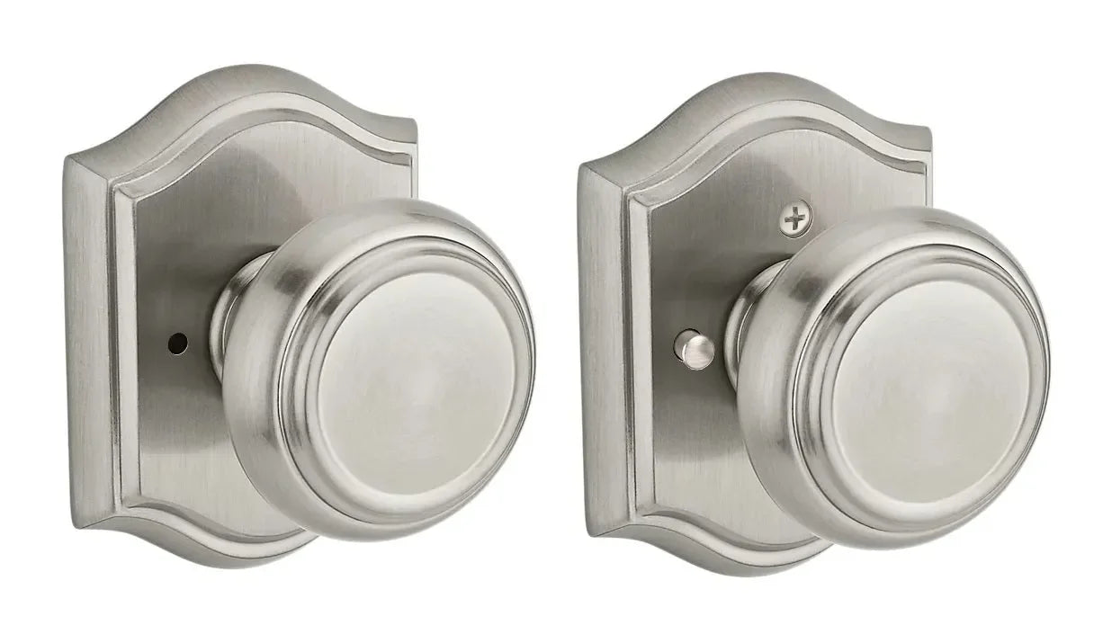 Baldwin Traditional Knob with Traditional Arch Rosette Satin Nickel