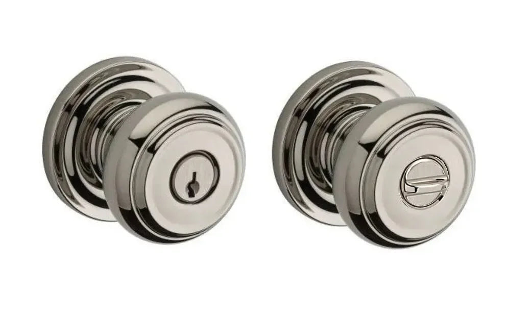 Baldwin Traditional Knob with Traditional Round Rosette Lifetime Polished Nickel