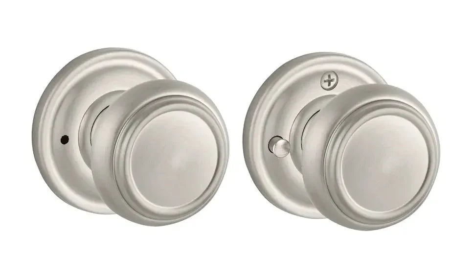 Baldwin Traditional Knob with Traditional Round Rosette Satin Nickel