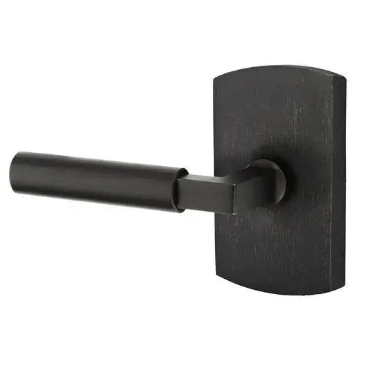 EmtekEmtek Bryce Lever With #4 Rosette in 