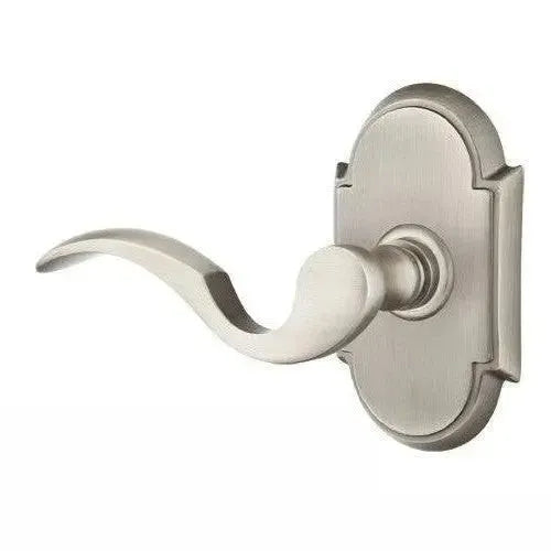 EmtekEmtek Cortina Lever With #8 Rosette in 