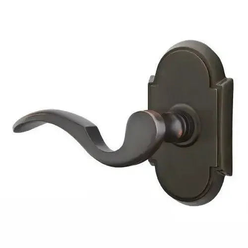 EmtekEmtek Cortina Lever With #8 Rosette in 