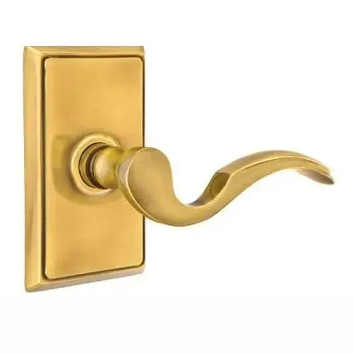 EmtekEmtek Cortina Lever With Rectangular Rosette in 
