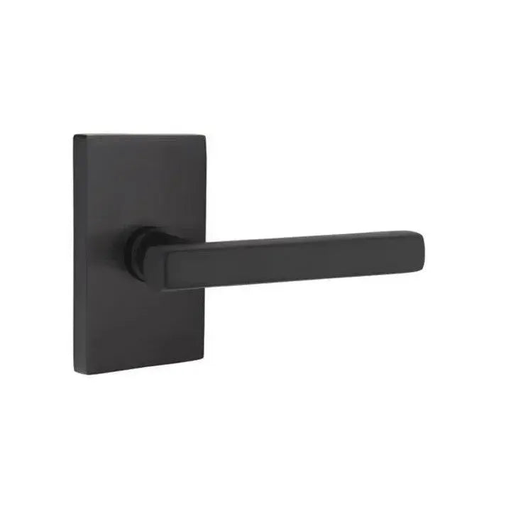 EmtekEmtek Freestone Lever With Modern Rectangular Rosette in 
