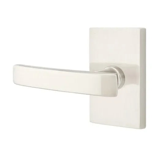 EmtekEmtek Geneva Lever with Modern Rectangular Rosette in 