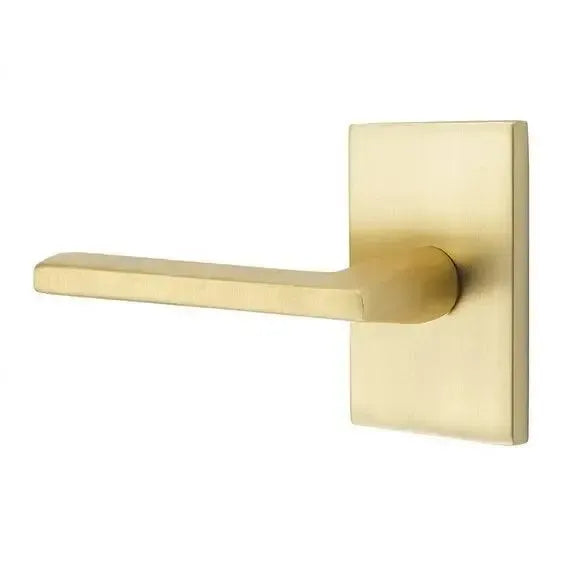 EmtekEmtek Helios Lever With Modern Rectangular Rosette in 