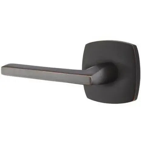 EmtekEmtek Helios Lever With Urban Modern Rosette in 