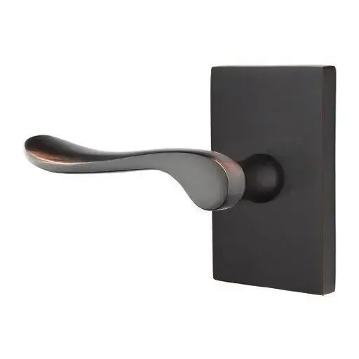 EmtekEmtek Luzern Lever With Modern Rectangular Rosette in 