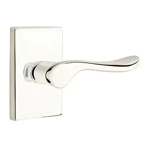 EmtekEmtek Luzern Lever With Modern Rectangular Rosette in 