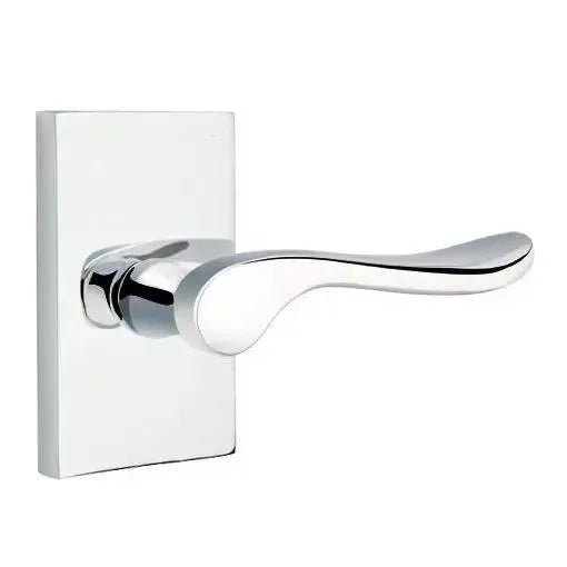 EmtekEmtek Luzern Lever With Modern Rectangular Rosette in 