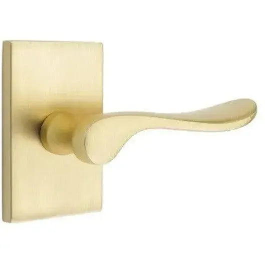 EmtekEmtek Luzern Lever With Modern Rectangular Rosette in 