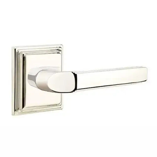 EmtekEmtek Milano Lever With Wilshire Rosette in 