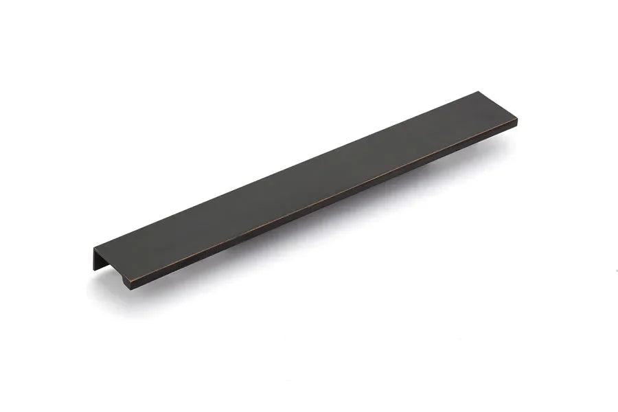 EmtekEmtek Modern Cabinet Edge Pull in 