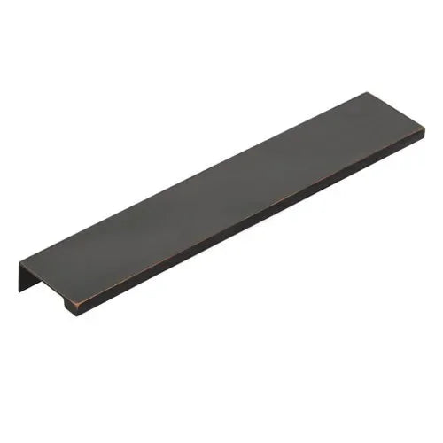 EmtekEmtek Modern Cabinet Edge Pull in 