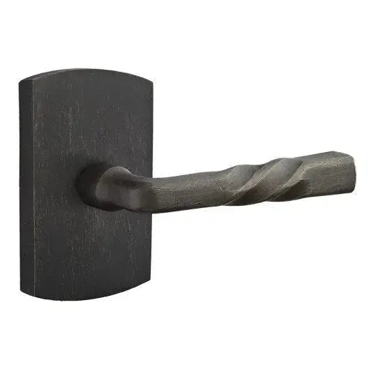 EmtekEmtek Montrose Lever With #4 Rosette in 