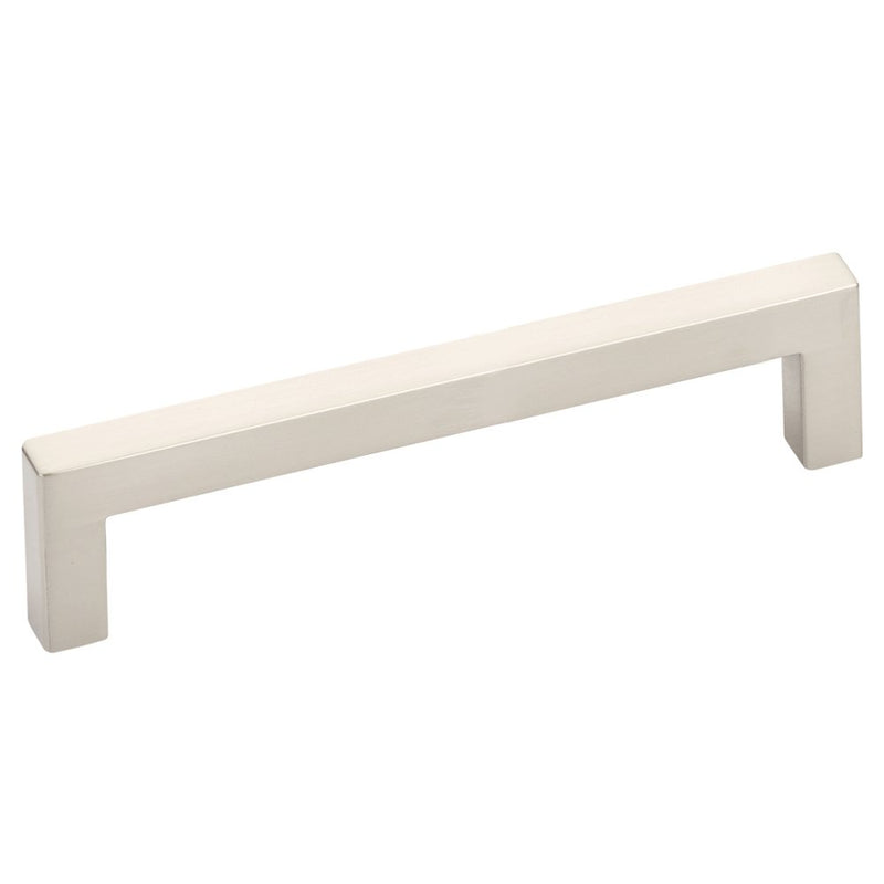 The Emtek Warwick Cabinet Pull in Satin Nickel finish