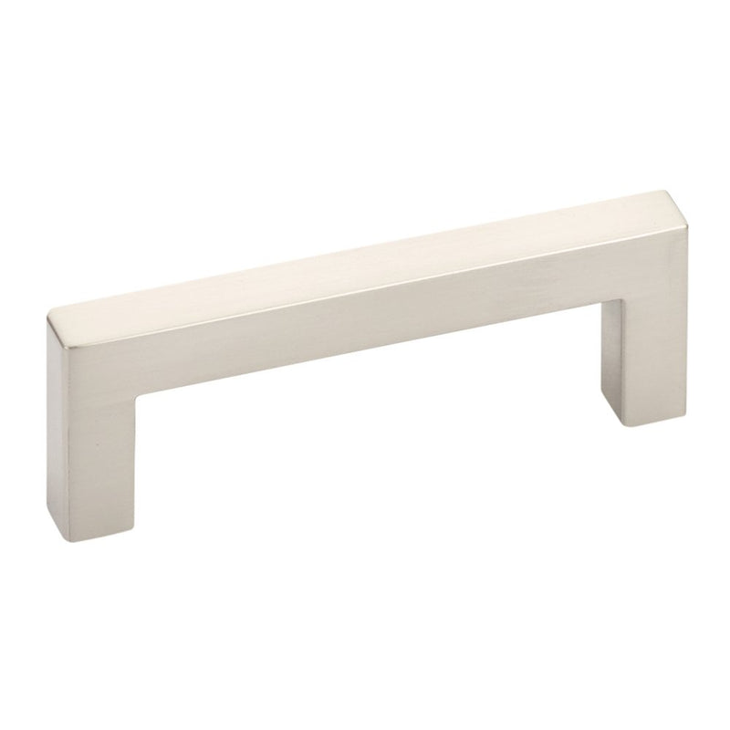 The Emtek Warwick Cabinet Pull in Satin Nickel finish