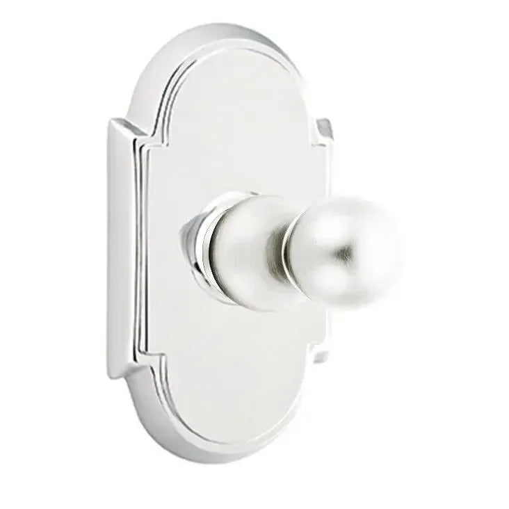 EmtekEmtek Traditional Brass Single Robe Hook With #8 Rosette in 