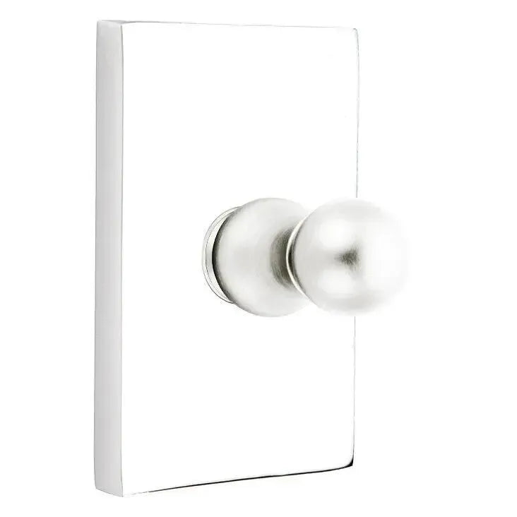 EmtekEmtek Traditional Brass Single Robe Hook With Modern Rectangular Rosette in 