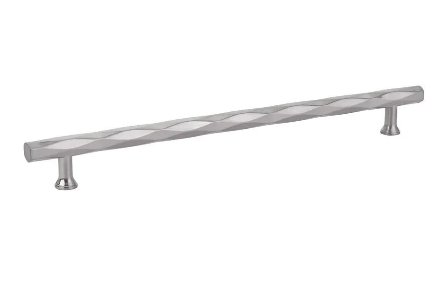 EmtekEmtek Tribeca Cabinet Pull in 