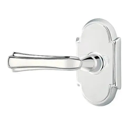 EmtekEmtek Wembley Lever With #8 Rosette in 