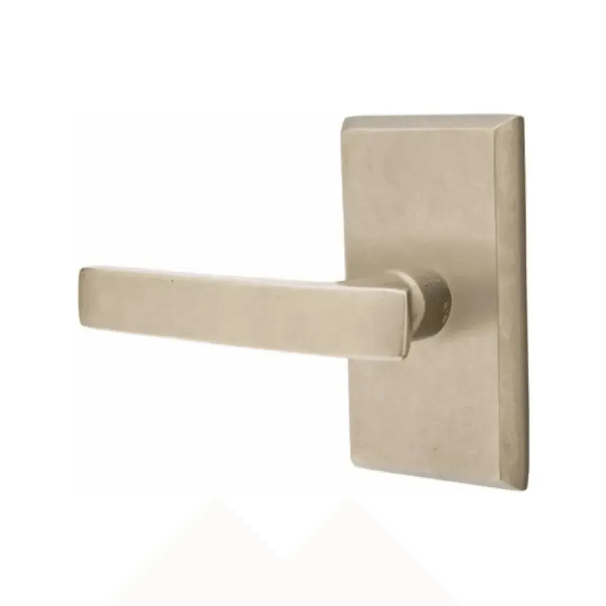 EmtekEmtek Yuma Lever With #3 Rosette in 