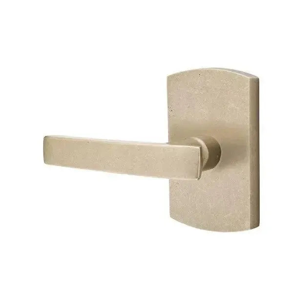 EmtekEmtek Yuma Lever With #4 Rosette in 