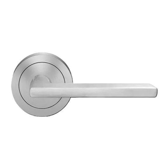KarcherKarcher Design Montana Privacy Lever with Round 3 Piece Rosette-2 ¾″ Backset in 