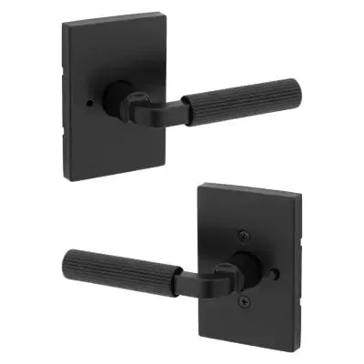 KwiksetKwikset Mirada Lever with Rectangle Rosette in 