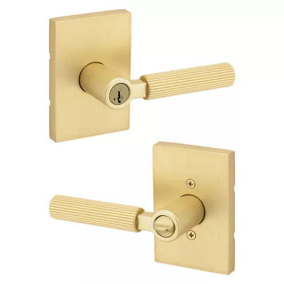 Kwikset Mirada Lever with Rectangle Rosette Satin Brass