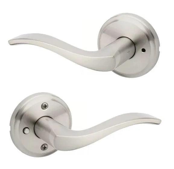 The Kwikset Sedona Privacy Lever in Satin Nickel finish