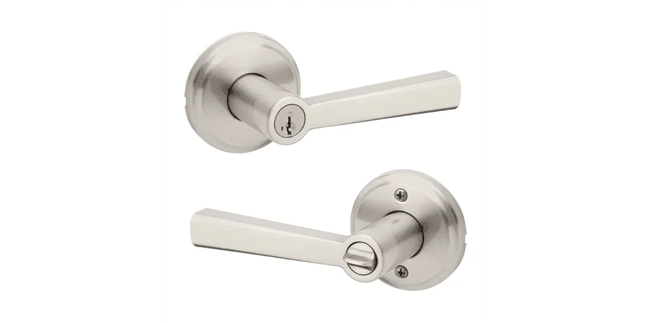 Kwikset Trafford Keyed Entry Lever with SmartKey in Satin Nickel finish