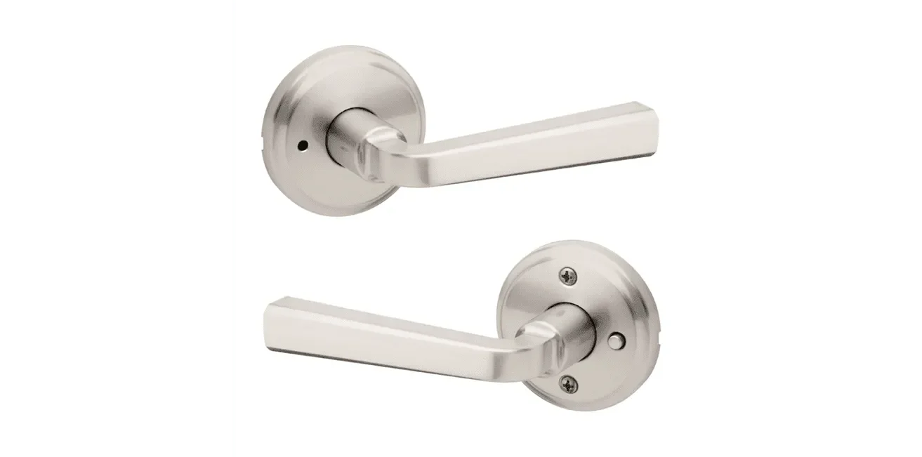 Kwikset Trafford Privacy Lever in Satin Nickel finish