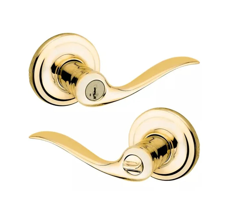 The Kwikset Kwikset Tustin Lever in Polished Brass finish.