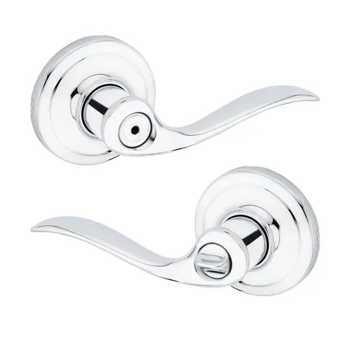 The Kwikset Kwikset Tustin Lever in Polished Chrome finish.