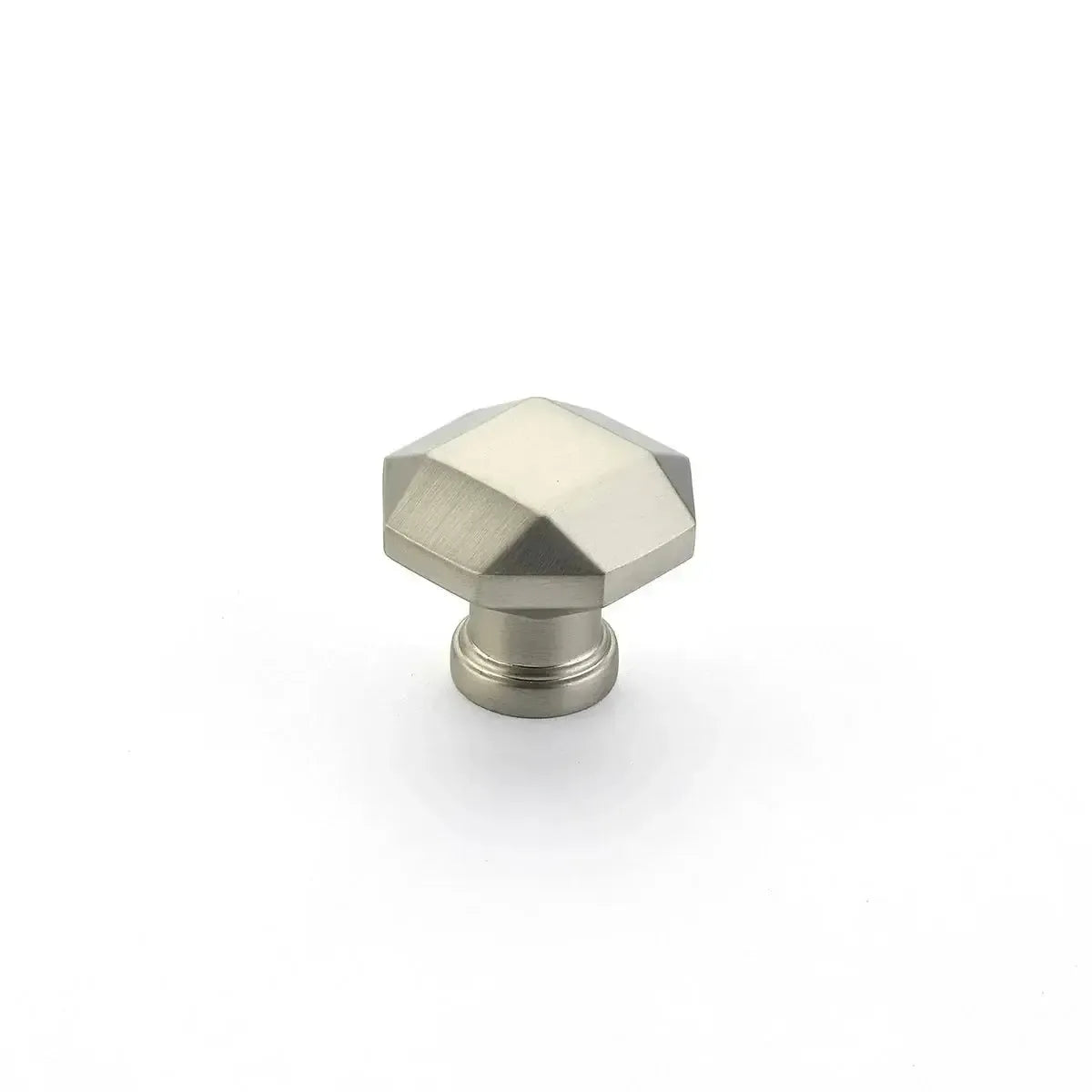 SchaubMenlo Park Faceted Cabinet Knob in 