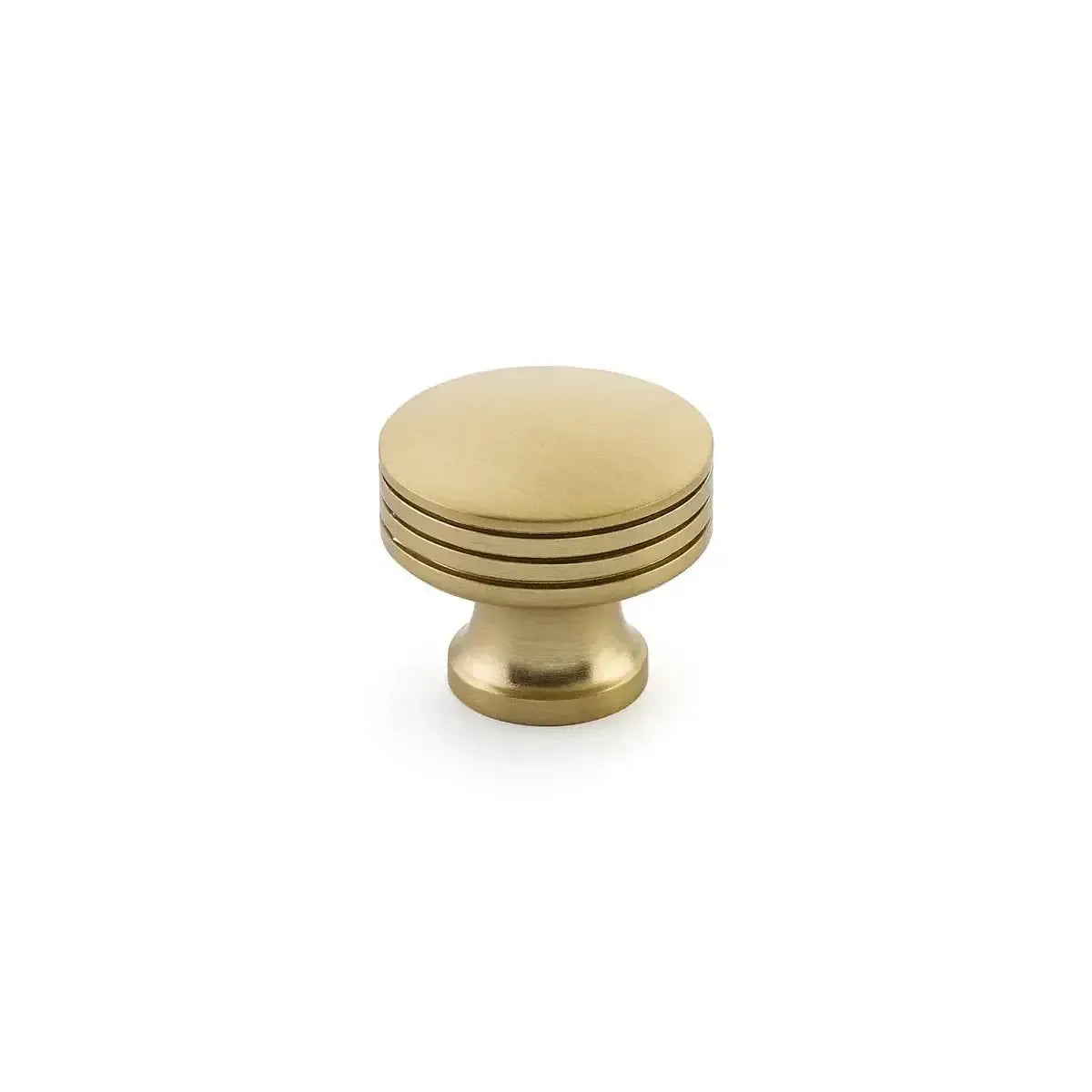 The Schaub Menlo Park Ridged Cabinet Knob in Signature Satin Brass finish.