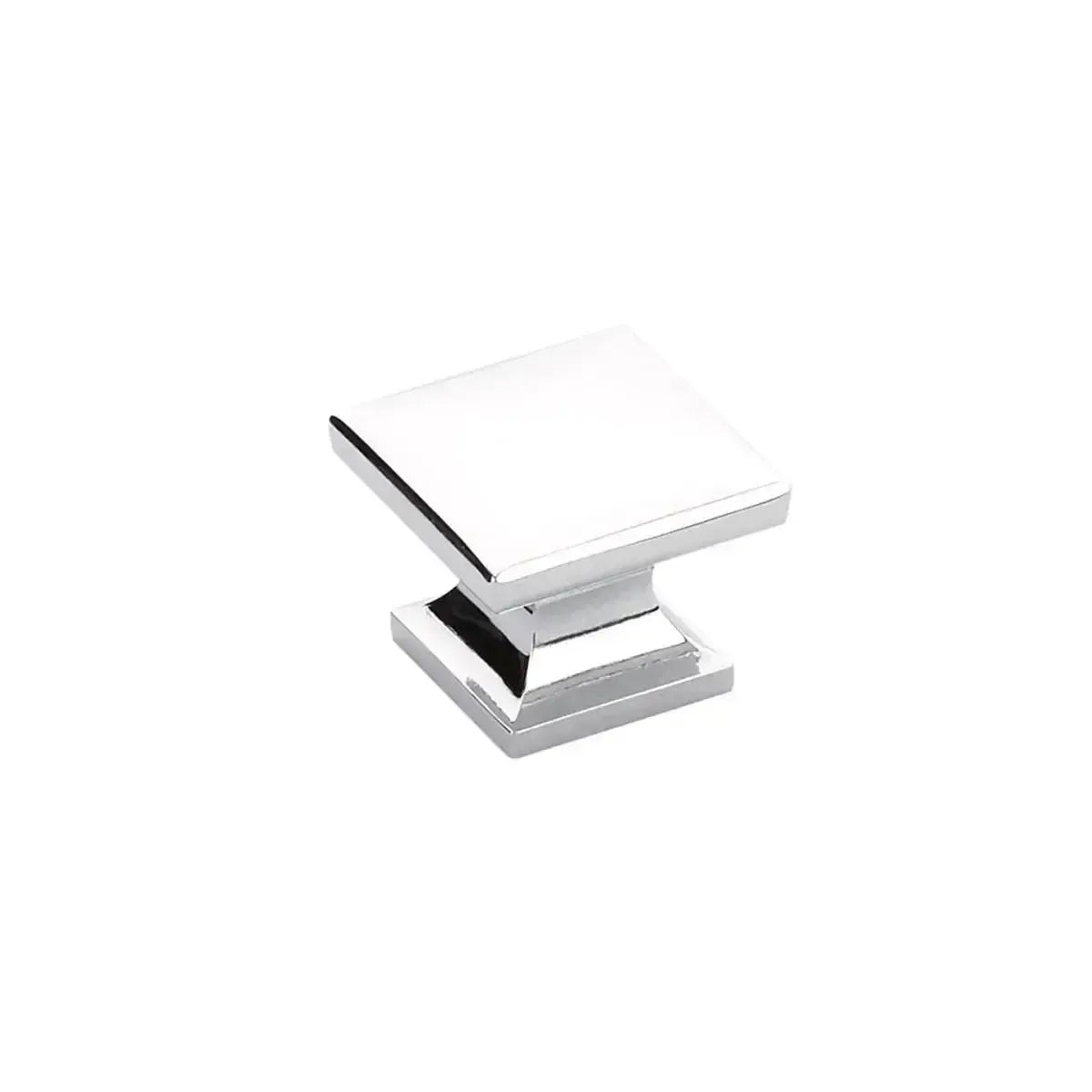 The Schaub Northport Smooth Square Cabinet Knob in Polished Chrome finish.